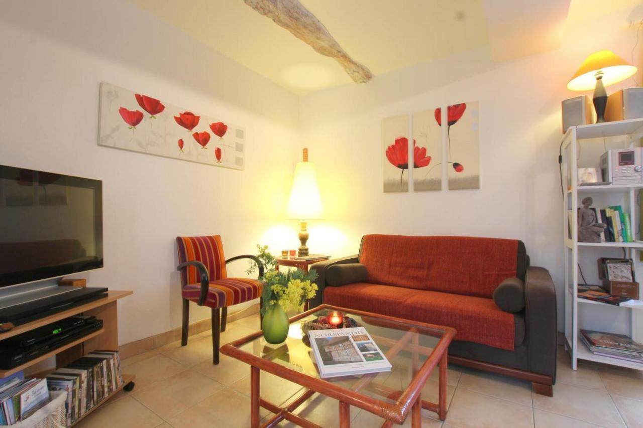 Holiday home Charmante Maison Typique 